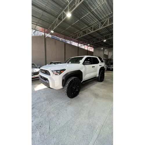Toyota 4Runner TRD Off Road 2025 Blanco Puerto Ordaz