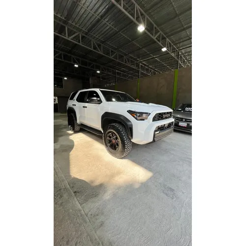 Toyota 4Runner TRD Off Road 2025 Blanco Puerto Ordaz