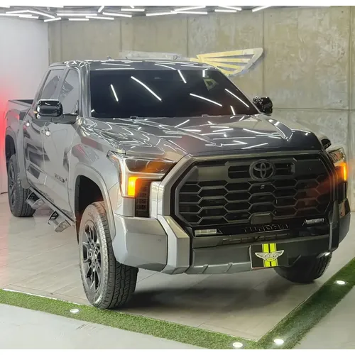 Toyota Tundra TRD Off Road 2024 Gris Barquisimeto