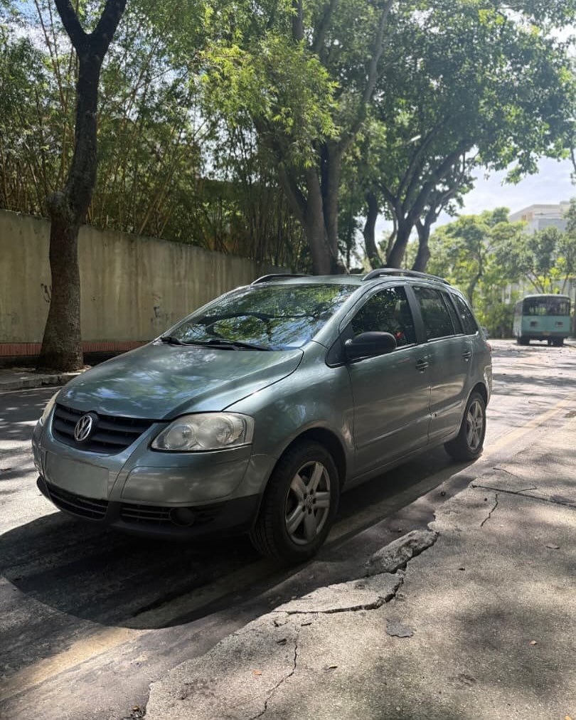 Volkswagen Spacefox 2010 Plateado Caracas