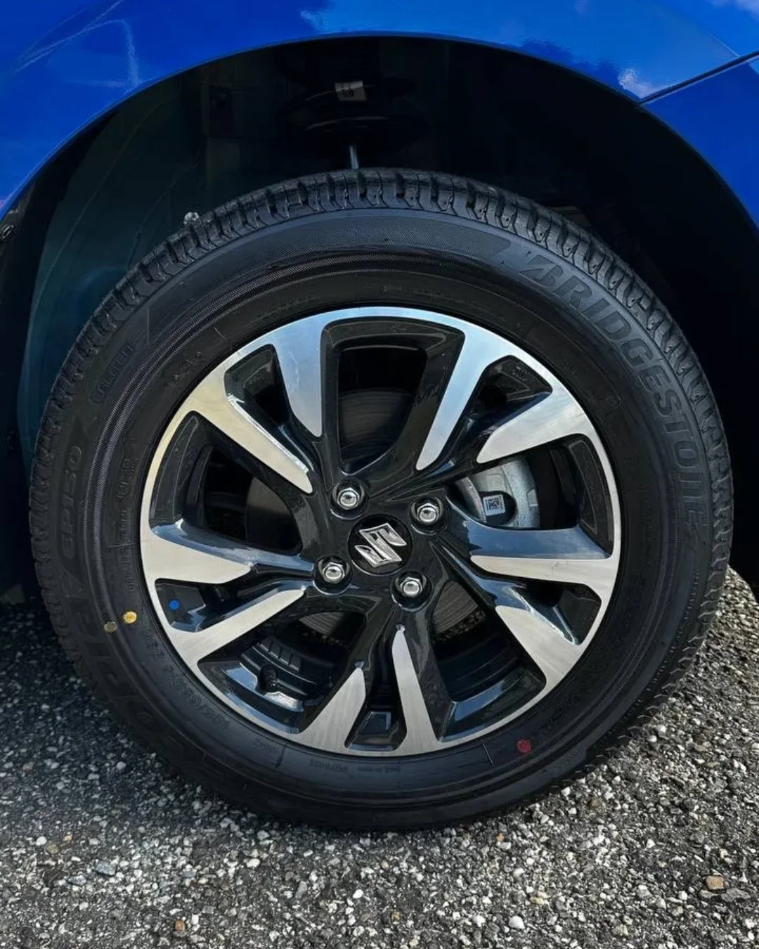 Suzuki 2025 Azul Caracas