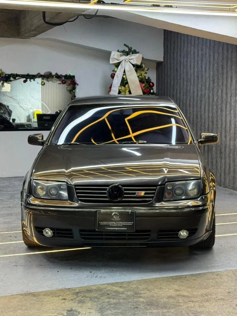 Volkswagen Bora 2005 Gris Caracas