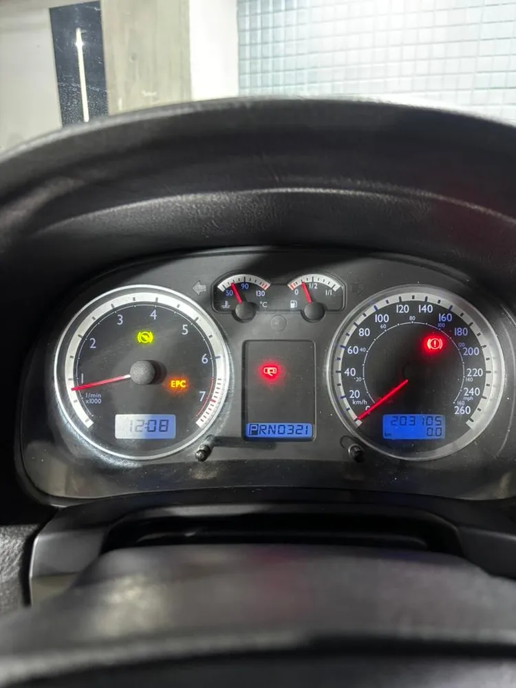 Volkswagen Bora 2007 Plateado Caracas