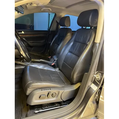 Volkswagen Jetta 2006 Gris Caracas