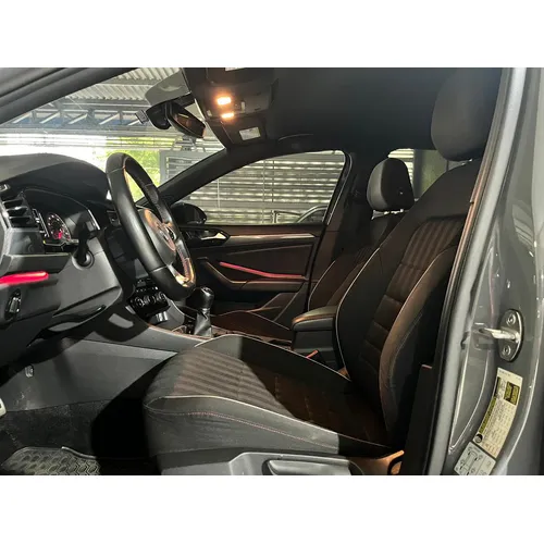 Volkswagen Jetta GLI 2019 Gris Caracas