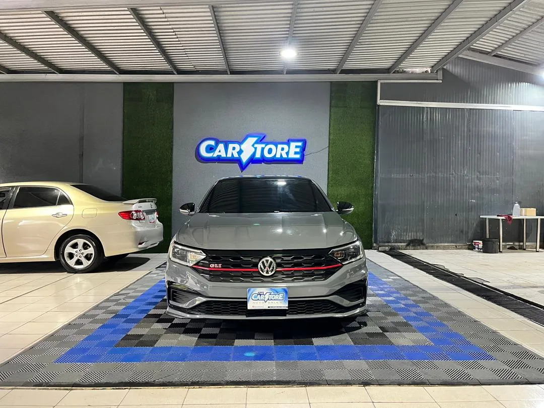 Volkswagen Jetta GLI 2019 Gris Caracas