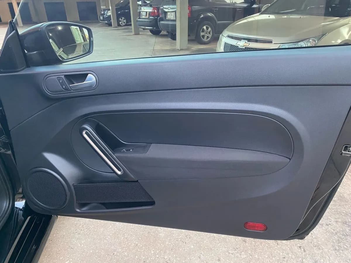 Volkswagen New Beetle Automático 2019 Negro