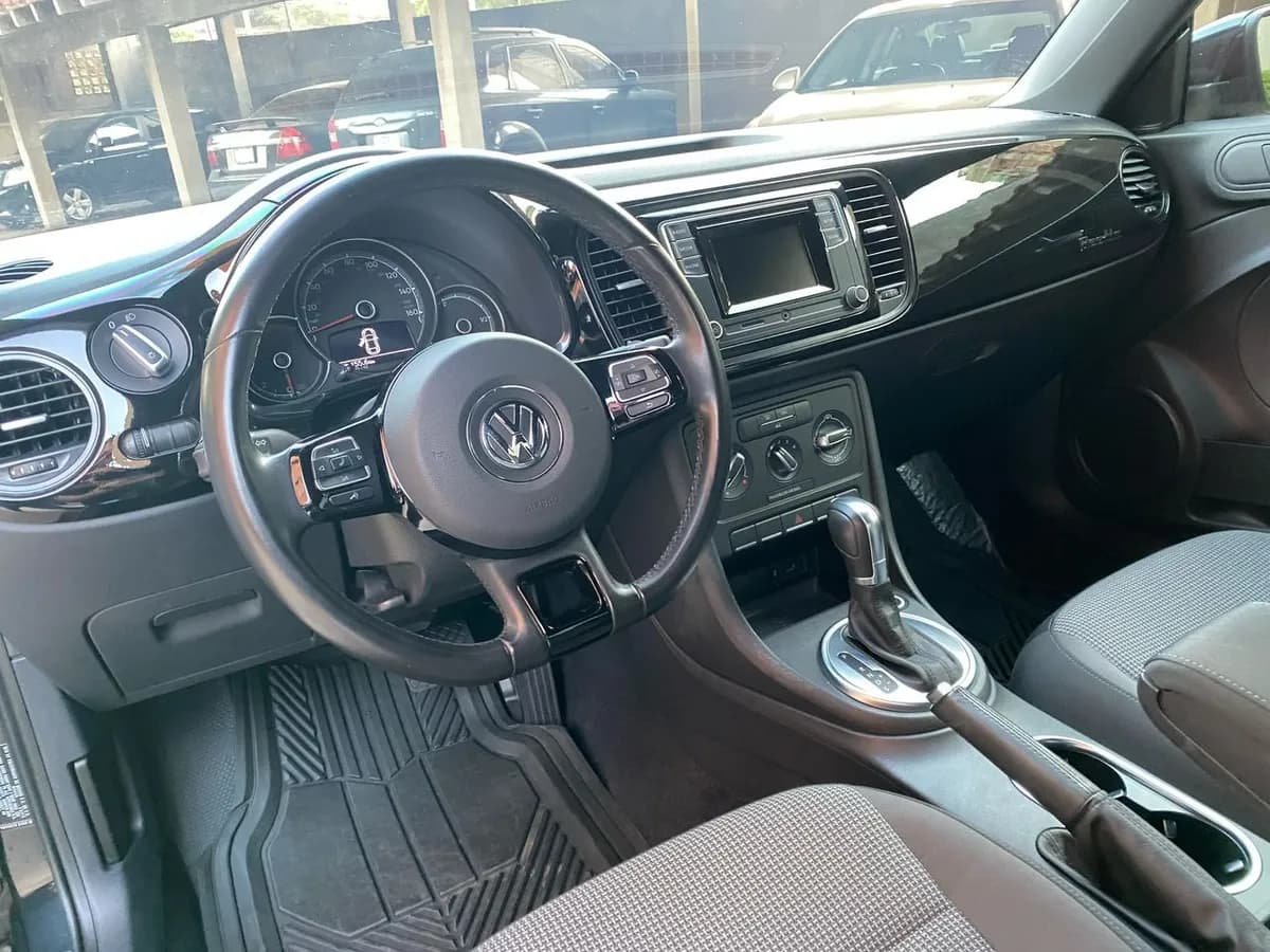Volkswagen New Beetle Automático 2019 Negro
