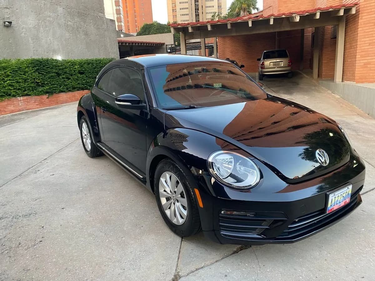 Volkswagen New Beetle Automático 2019 Negro