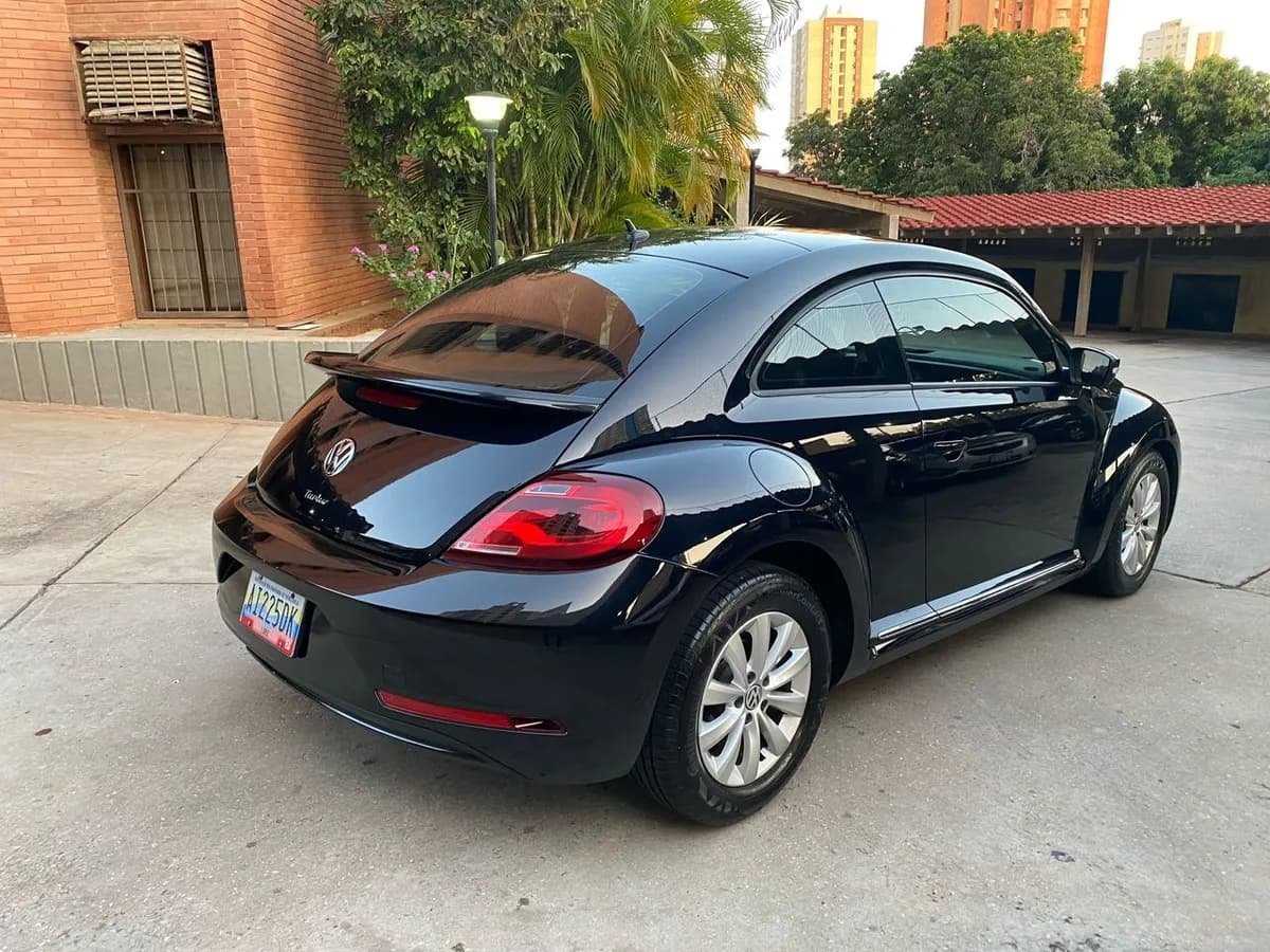 Volkswagen New Beetle Automático 2019 Negro