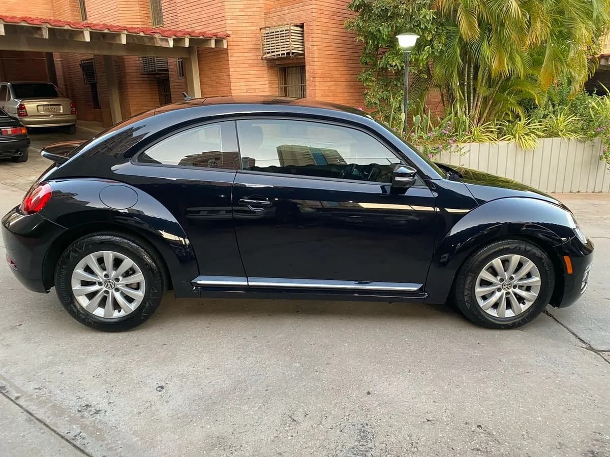 Volkswagen New Beetle Automático 2019 Negro