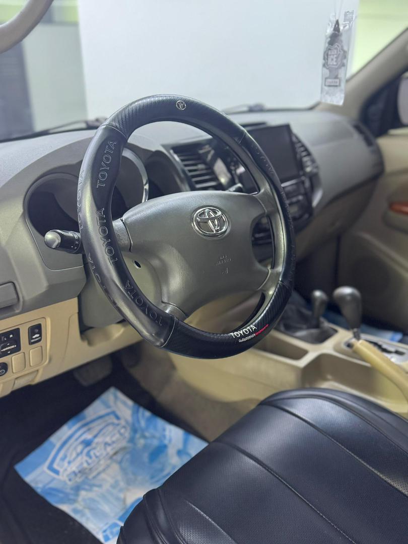 Toyota Fortuner 2011 Blanco Caracas