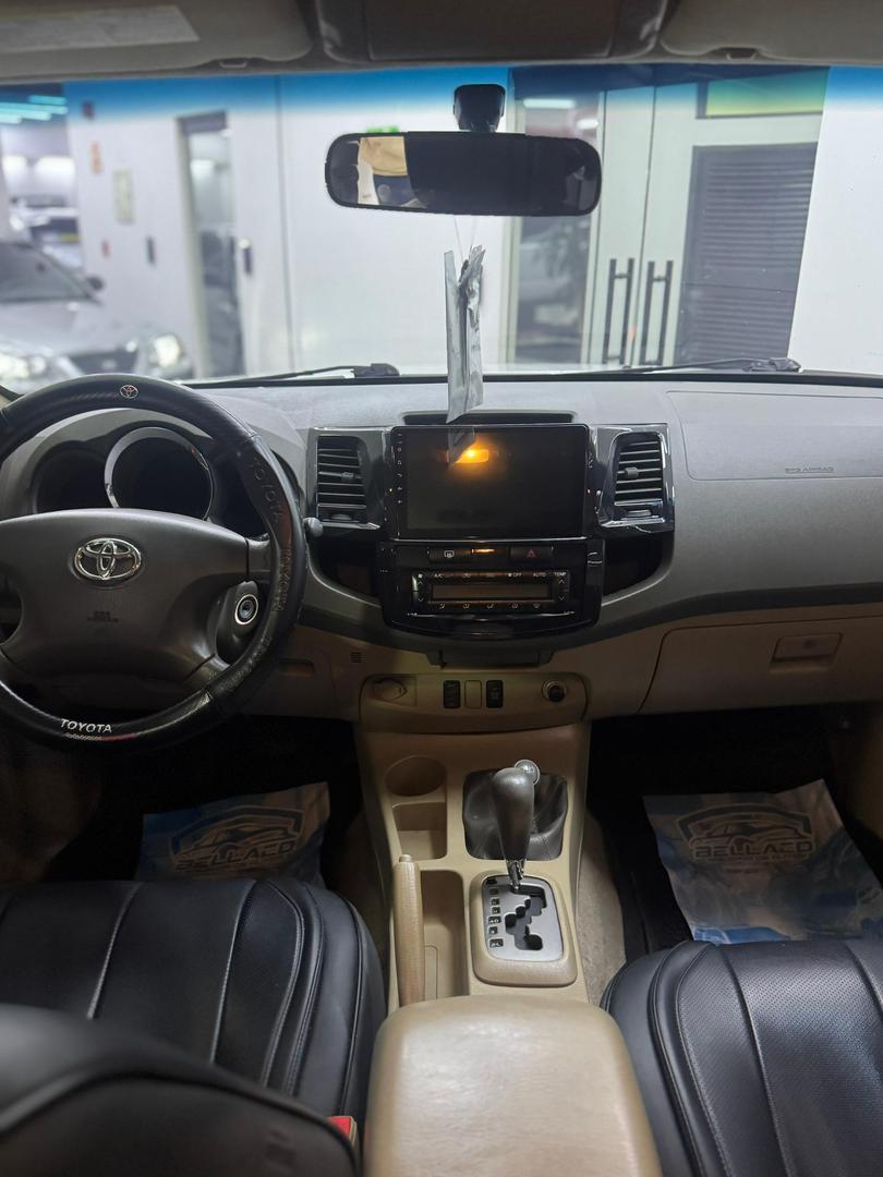 Toyota Fortuner 2011 Blanco Caracas