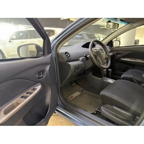 Toyota Yaris Belta 2009 Azul Valencia