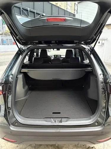 Toyota Yaris 2024 Verde Caracas
