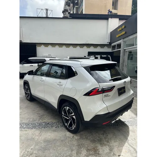Toyota Yaris Cross 2025 Blanco Caracas