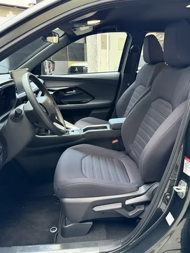 Toyota Yaris 2024 Verde Caracas