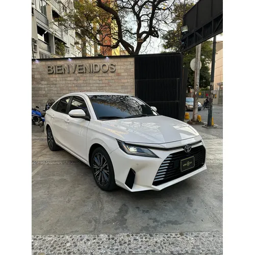 Toyota Yaris G 2024 Blanco Caracas