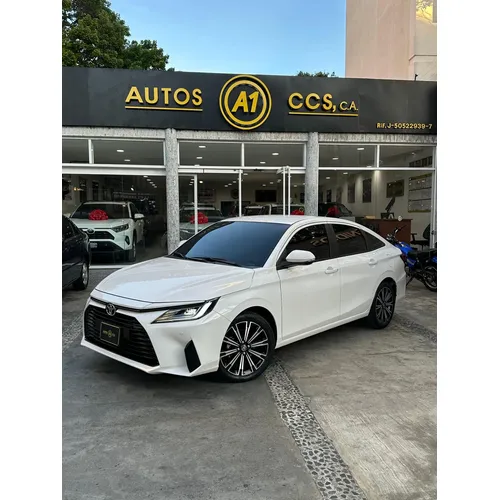 Toyota Yaris G 2024 Blanco Caracas