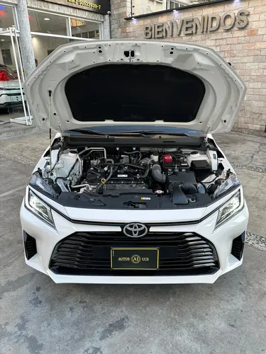 Toyota Yaris G 2024 Blanco Caracas