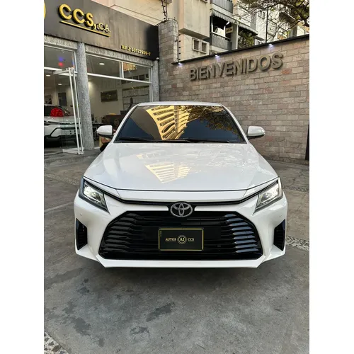 Toyota Yaris G 2024 Blanco Caracas