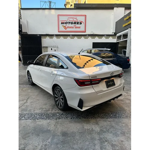 Toyota Yaris G 2024 Blanco Caracas