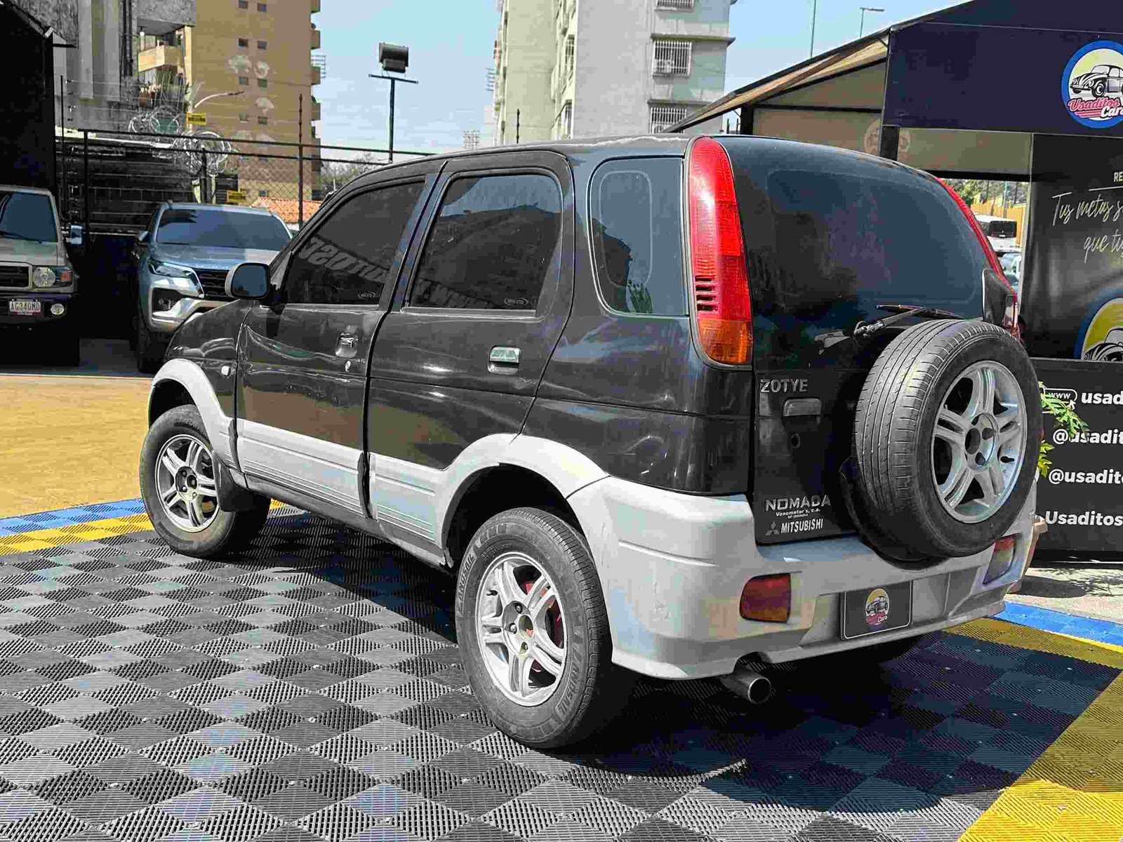 ZOTYE NÓMADA NEGRO 2007