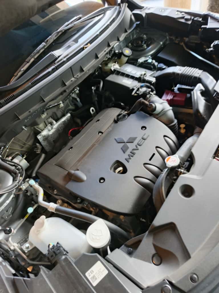 camioneta MITSUBISHI ASX 2024 gris3