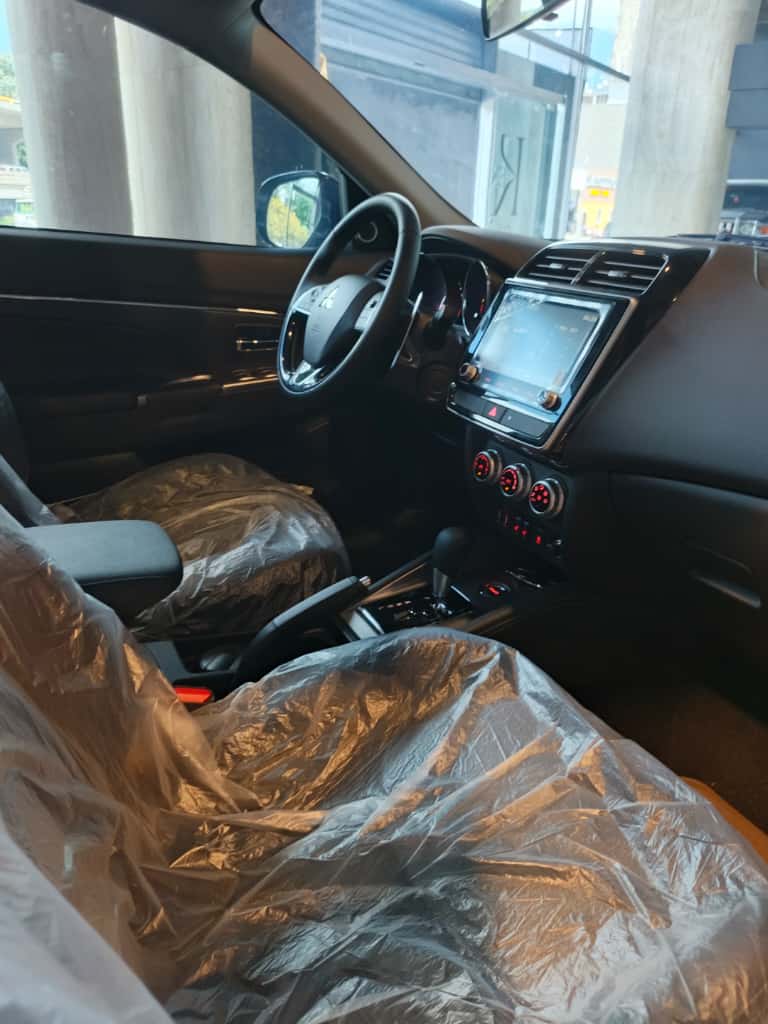 camioneta MITSUBISHI ASX 2024 gris7