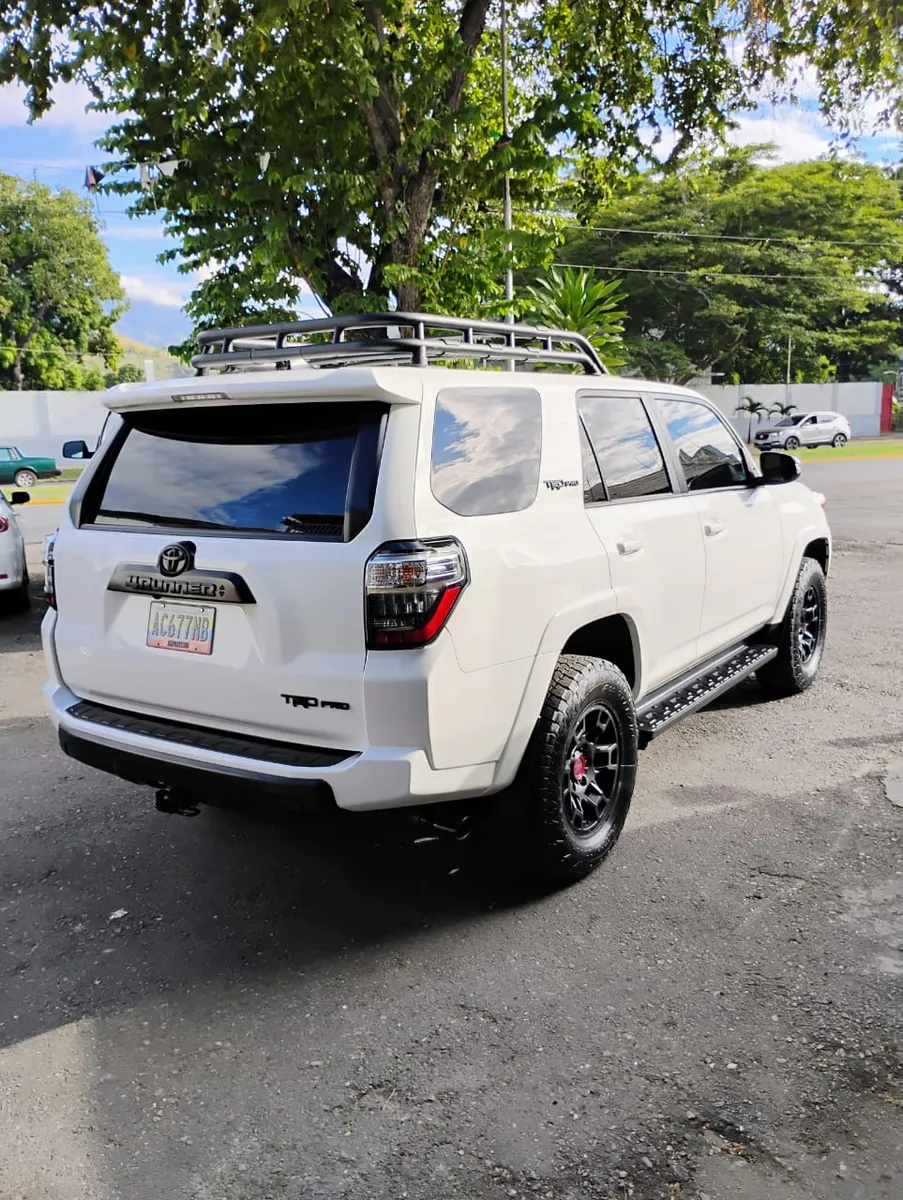 Toyota 4Runner TRD Pro 2023 Blanco Maracay