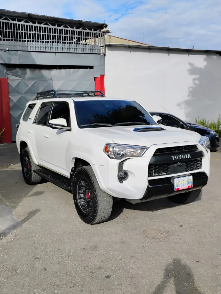 Toyota 4Runner TRD Pro 2023 Blanco Maracay