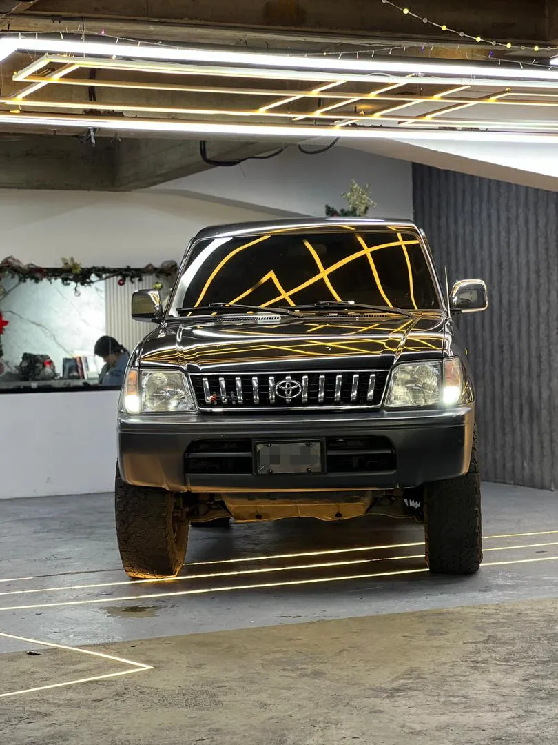 Toyota Meru 2009 Negro Caracas