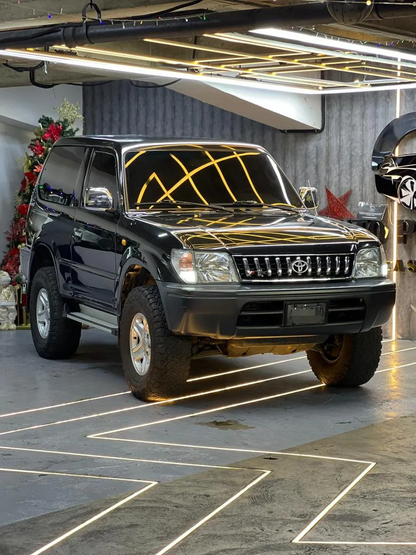 Toyota Meru 2009 Negro Caracas
