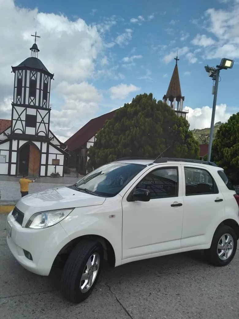 Daihatsu Terios BEGGO 2013 Blanco
