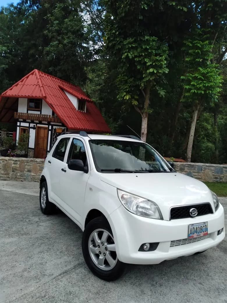 Daihatsu Terios BEGGO 2013 Blanco