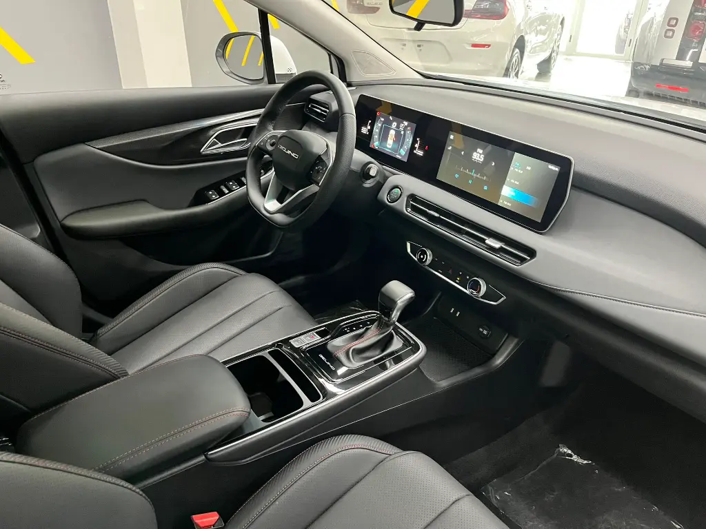 BAIC U5 Plus 2025 Blanco Caracas