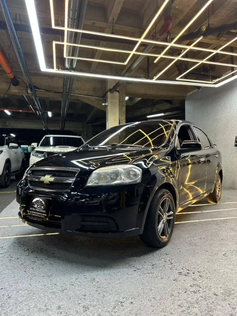 Chevrolet Aveo 2011 Negro Caracas
