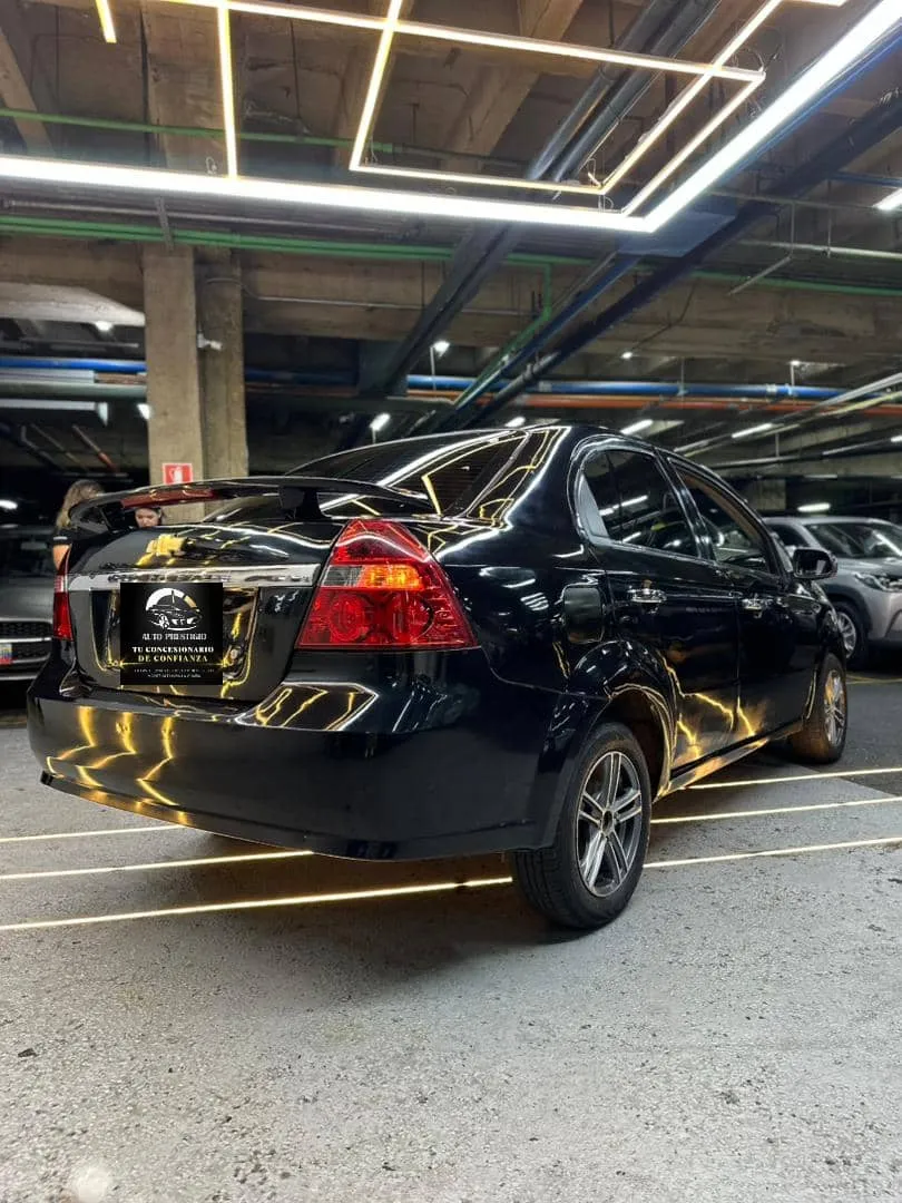 Chevrolet Aveo 2011 Negro Caracas