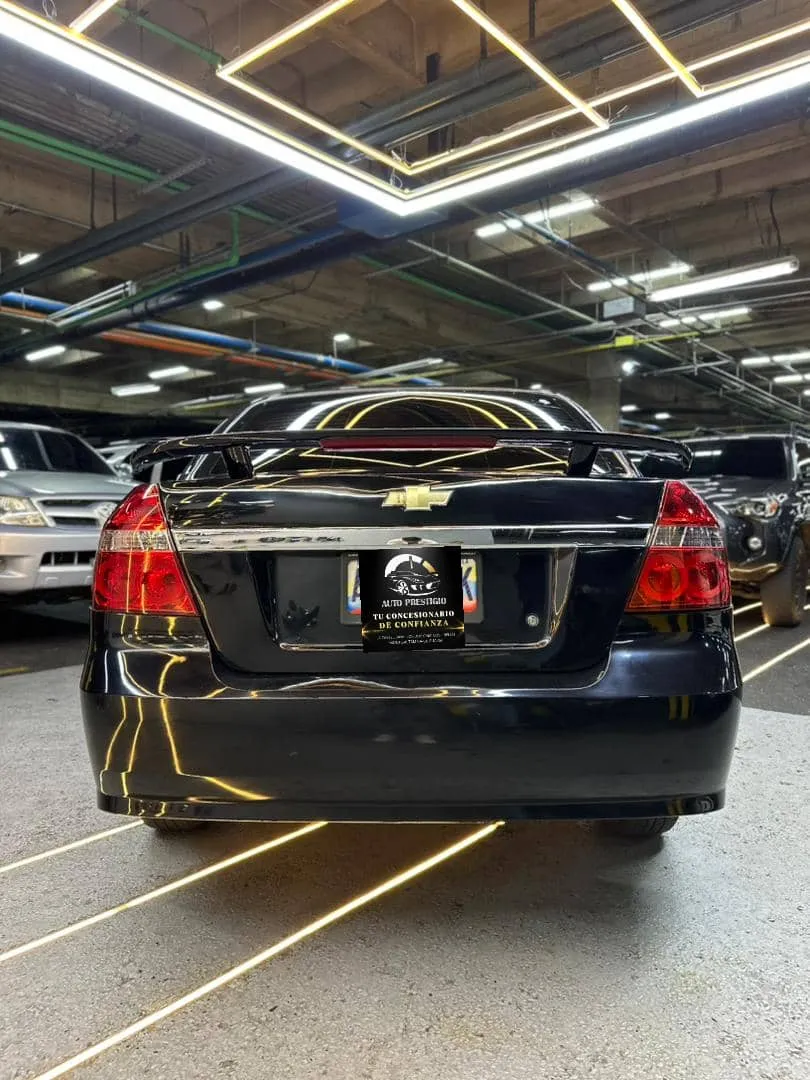 Chevrolet Aveo 2011 Negro Caracas