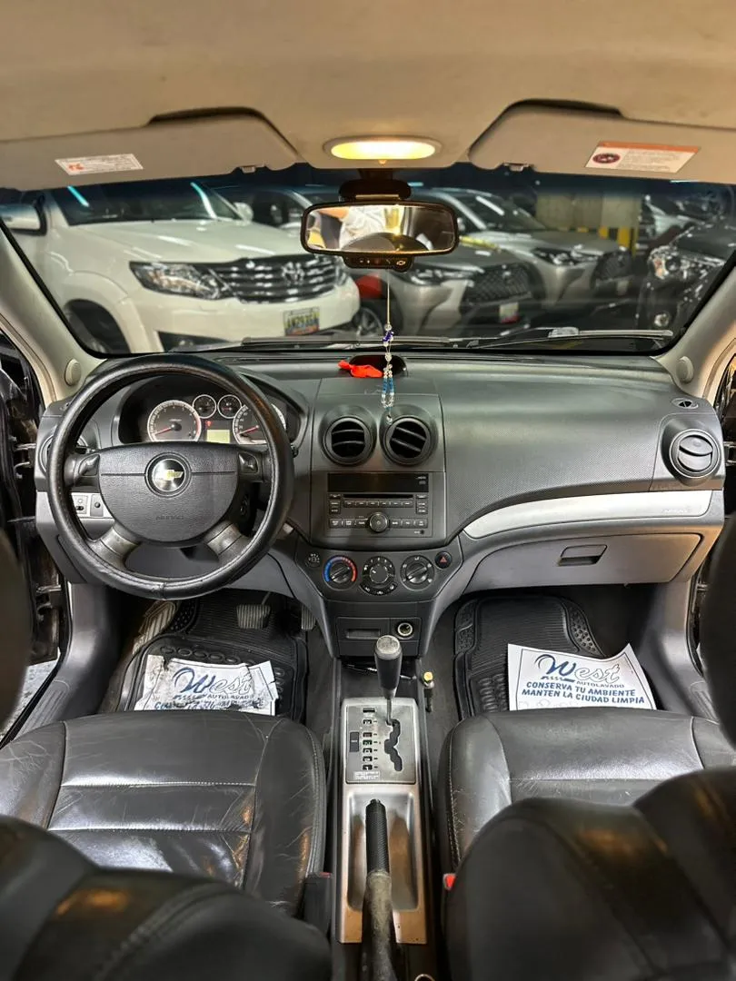 sedan Chevrolet Aveo 2011 negro7