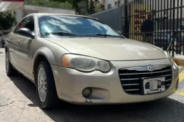 sedan Chrysler Sebring 2006 dorado1