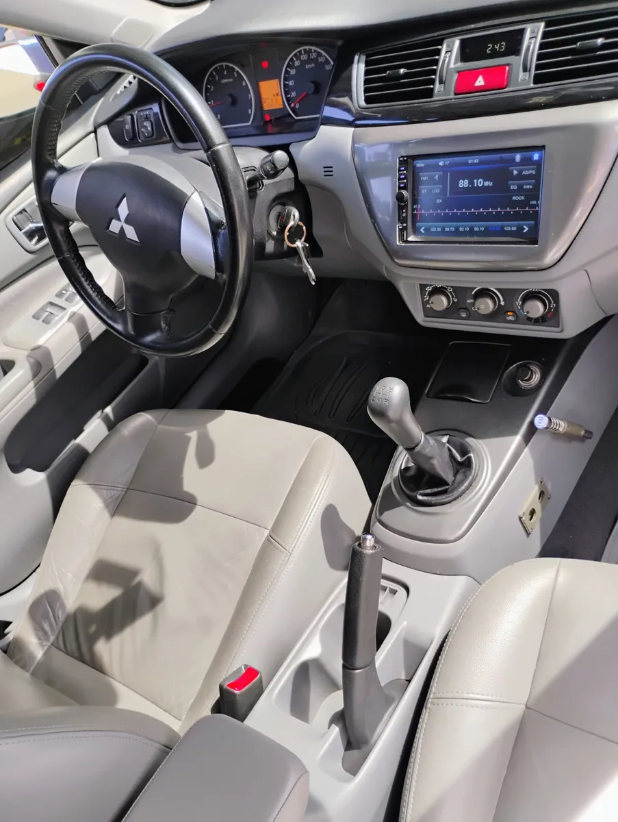 sedan Mitsubishi Lancer Touring 2013 azul10