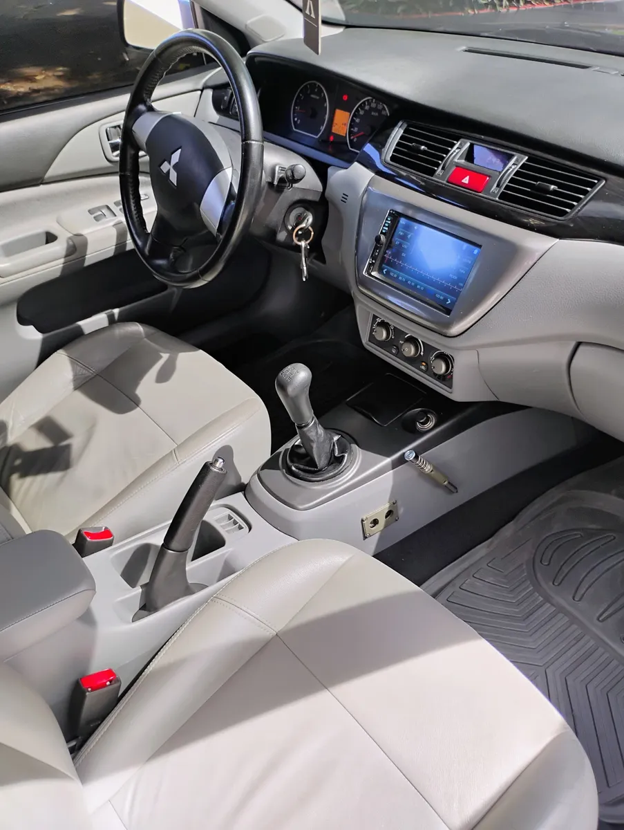 Mitsubishi Lancer Touring 2013 Azul Maracay