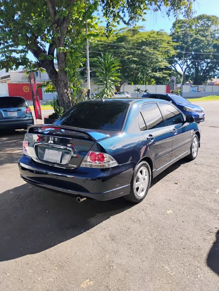 Mitsubishi Lancer Touring 2013 Azul Maracay