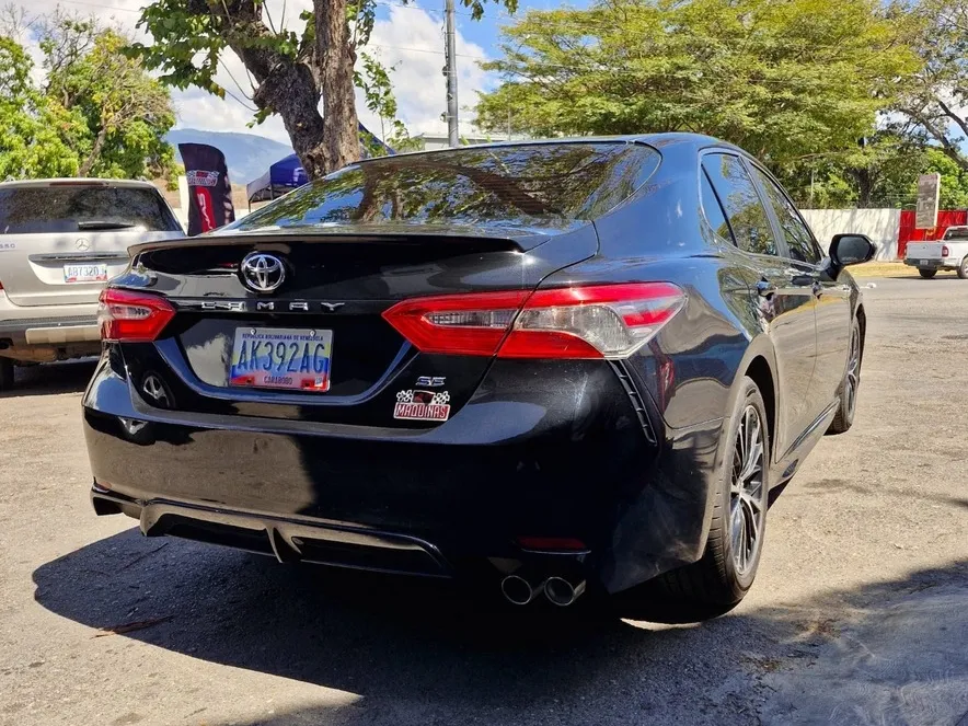 Toyota Camry 2018 Negro Maracay