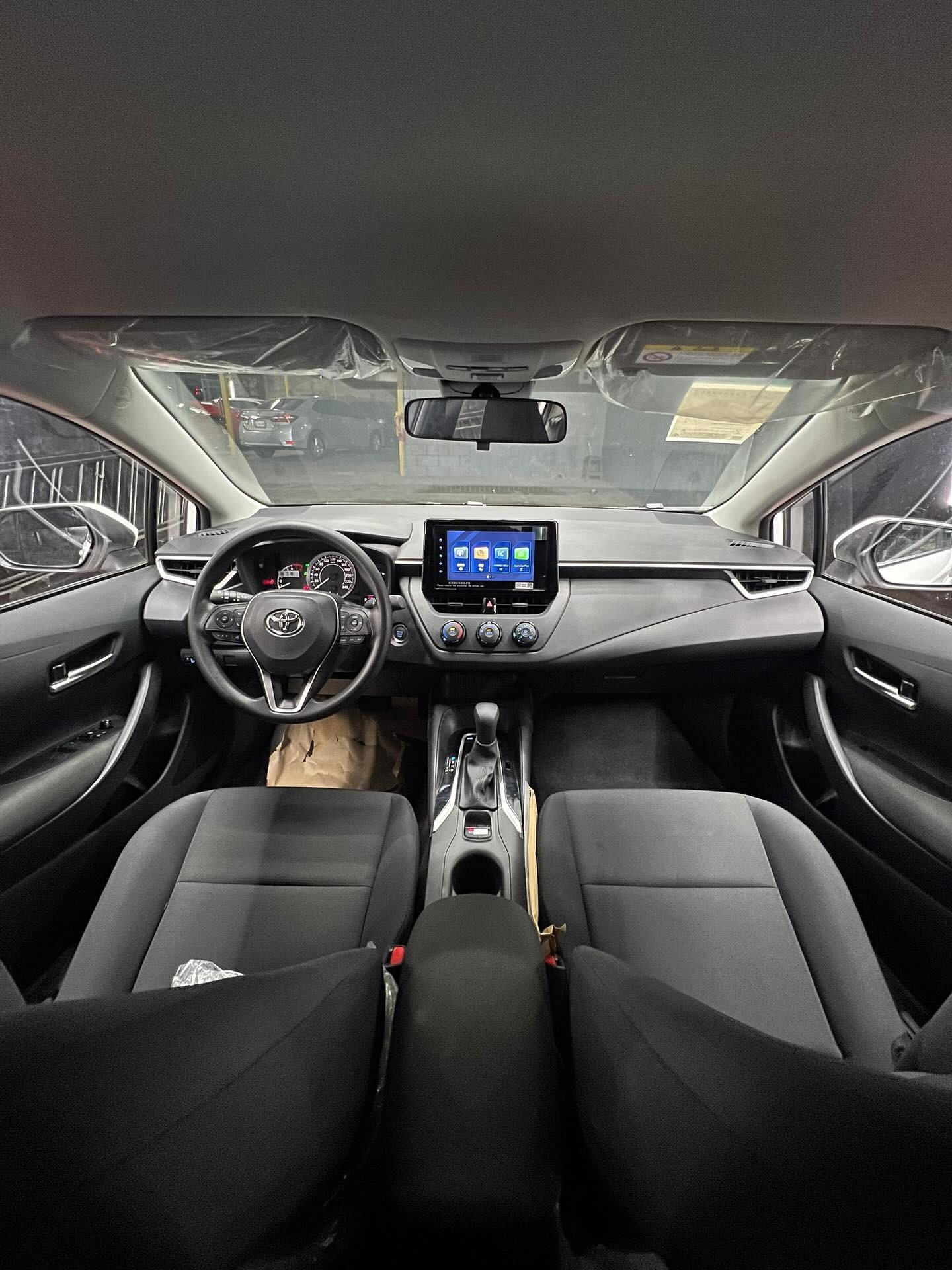 sedan Toyota Corolla Pioneer 2025 blanco6