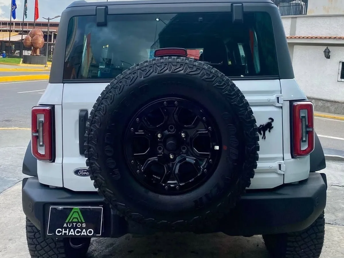 Ford Bronco Wildtrak 2025 Blanco Caracas