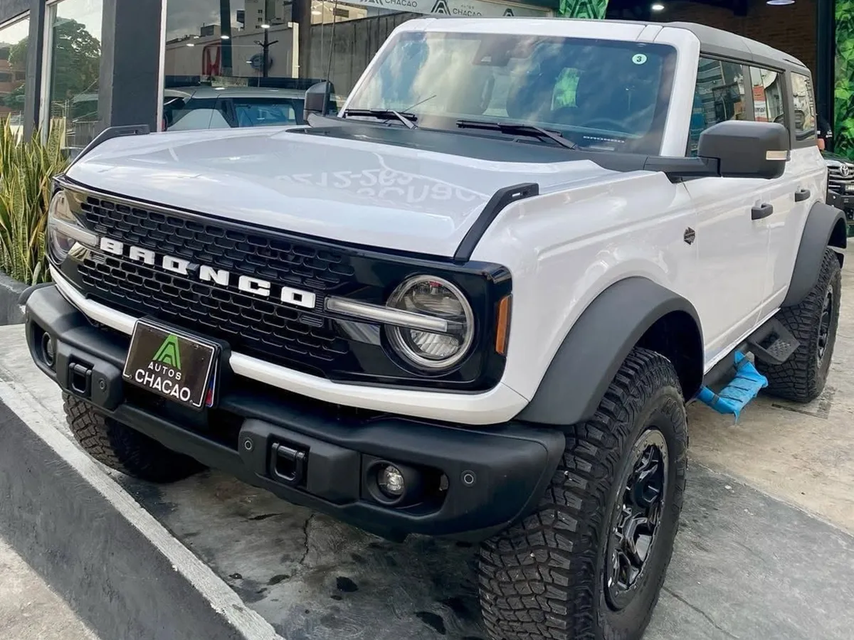 Ford Bronco Wildtrak 2025 Blanco Caracas