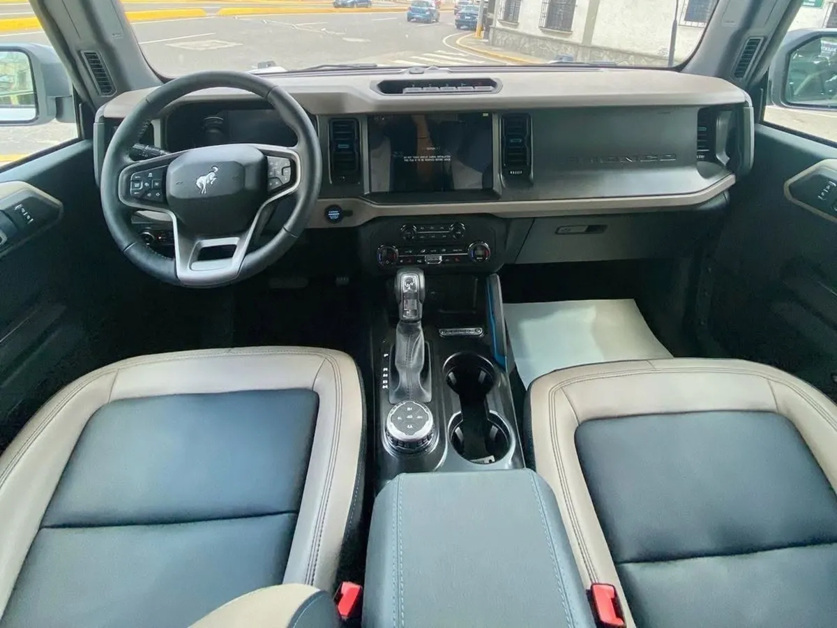 Ford Bronco Wildtrak 2025 Blanco Caracas