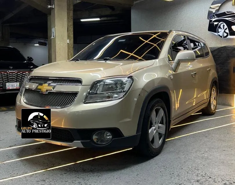 Chevrolet Orlando 2013 Beige Caracas